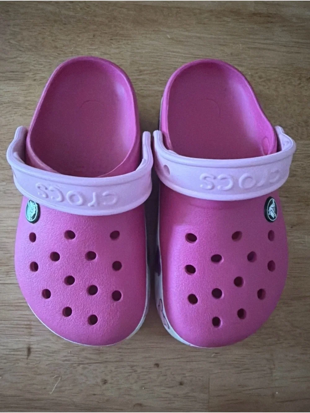 CROCS up sale